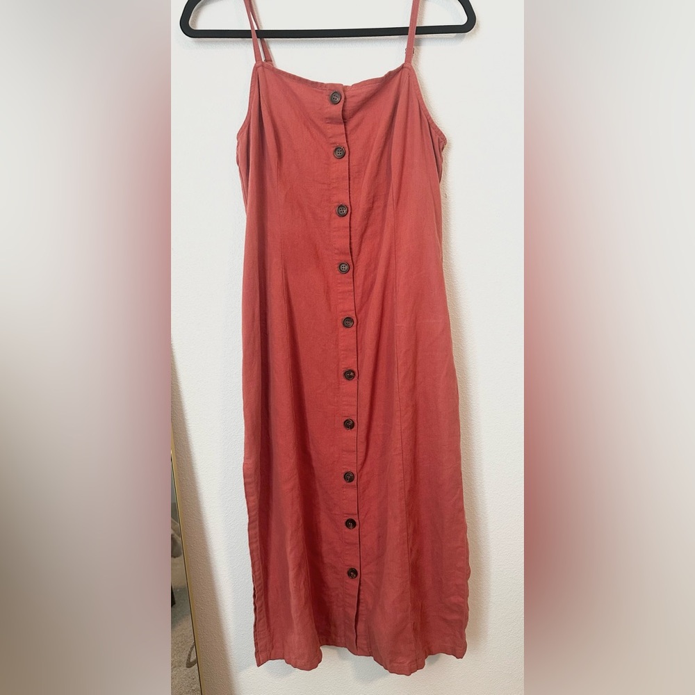 Mink Pink MP | D Sleeveless Button-Down Dress in Rust